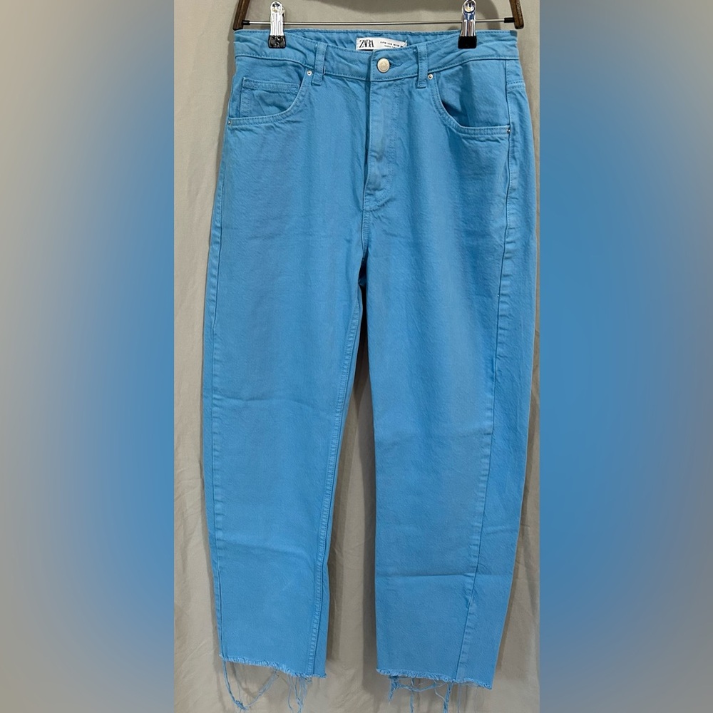 Zara Women's Blue Jeans Size 6